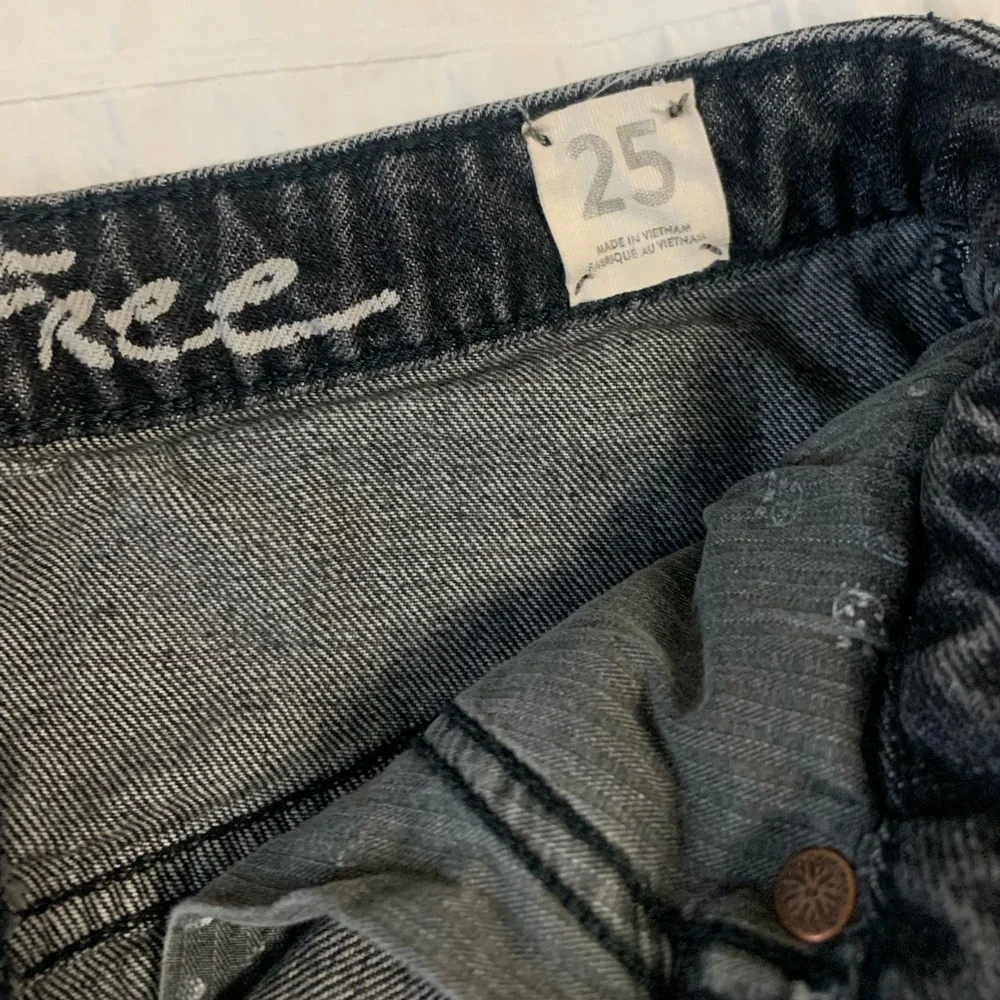 Free People - We the Free distressed denim skirt - Picture 5 of 7